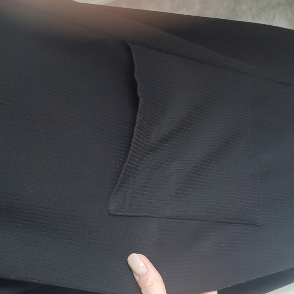 Long Black Duster with Pockets. - Picture 4 of 4